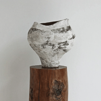 گلدان سفالی